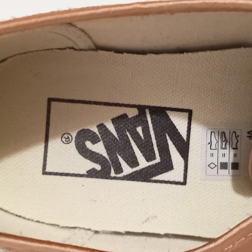 Vans Shoes color orange size 6 1/2'' - Picture 2 of 7